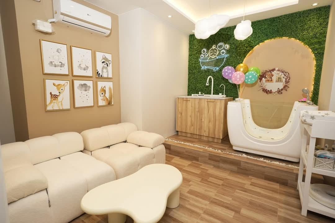 Gallery Slide